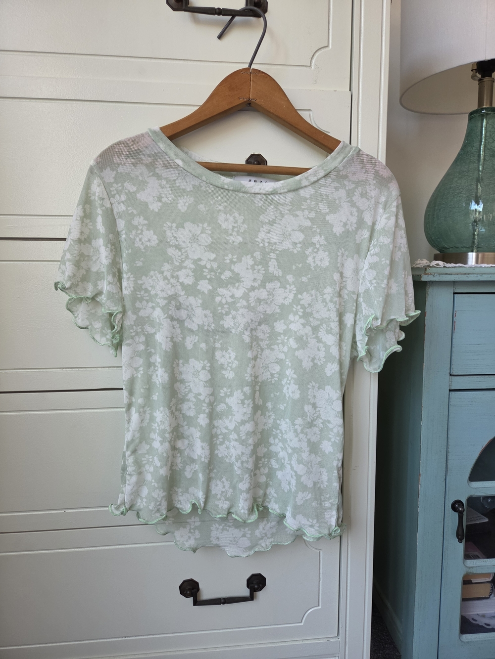 Light Green Floral Ruffle Sleeve Top